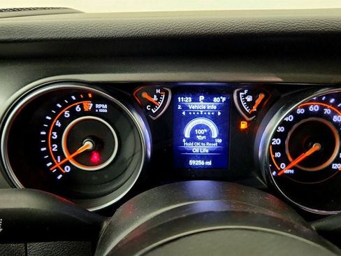 Used 2023 Jeep Gladiator Sport AWD/4WD image 13