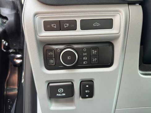 Certified 2022 Ford F150 Limited image 25