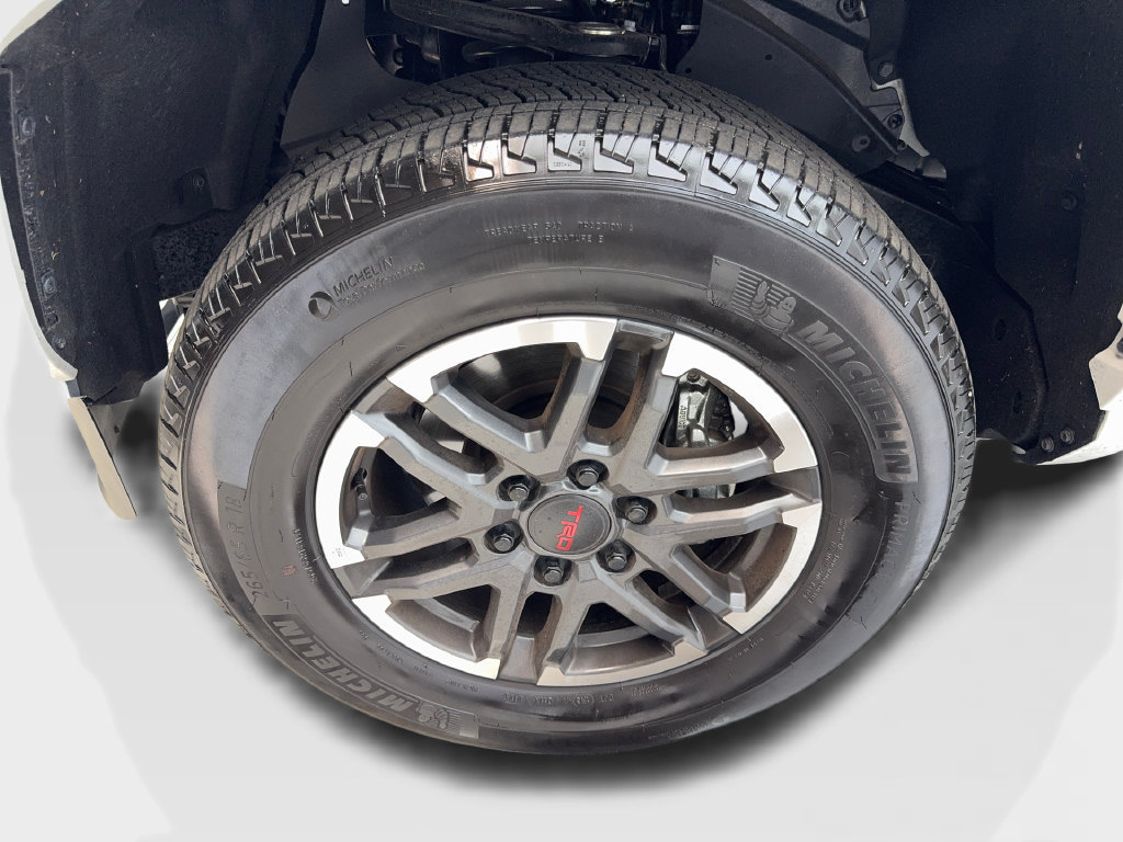 Used 2025 Toyota Tacoma TRD Sport AWD/4WD image 79
