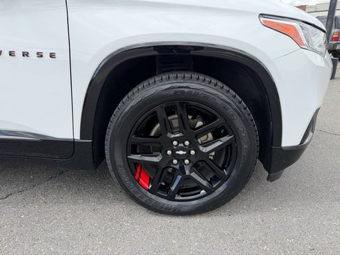 Used 2020 Chevrolet Traverse Premier w/ Redline Edition AWD/4WD image 9