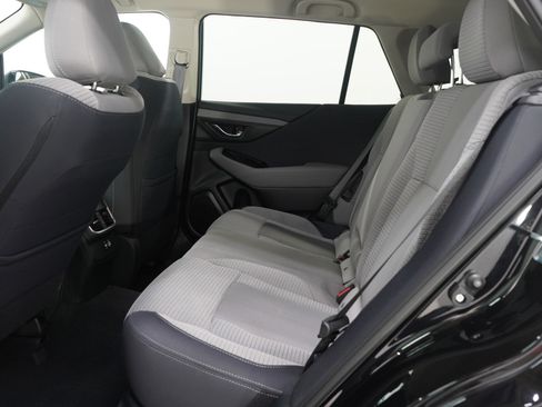 Used 2024 Subaru Outback Premium image 15