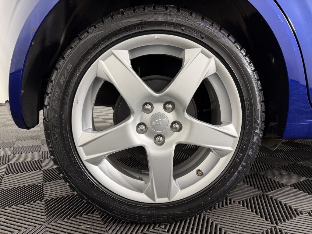 Used 2014 Chevrolet Sonic LTZ FWD image 39