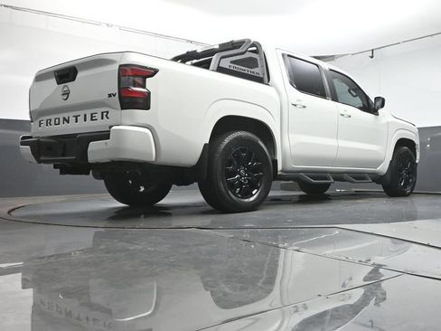 Used 2023 Nissan Frontier SV w/ Midnight Edition Package RWD image 34