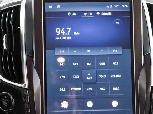 Used 2021 Ford Edge Titanium image 19