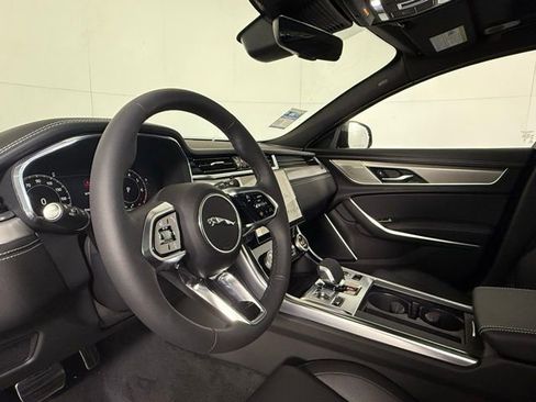 Used 2024 Jaguar XF R-Dynamic SE image 15