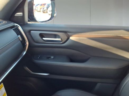 New 2026 Nissan Armada Platinum image 24