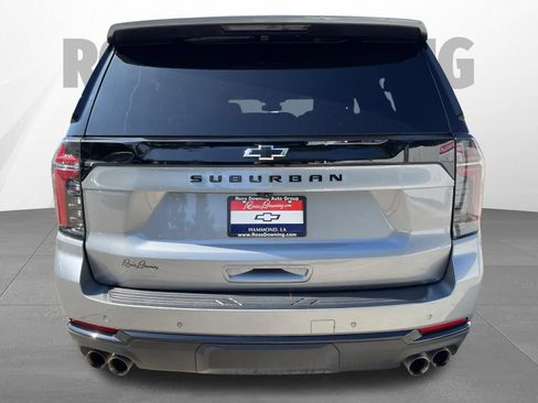 Used 2025 Chevrolet Suburban Z71 AWD/4WD image 5