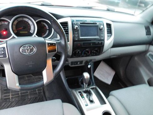 Used 2013 Toyota Tacoma V6 4x4 4dr Double Cab 5.0 ft S w/ TRD Off-Road Pkg image 36