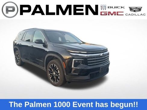 Used 2025 Chevrolet Traverse LT w/ Sun and Wheel Package image 1