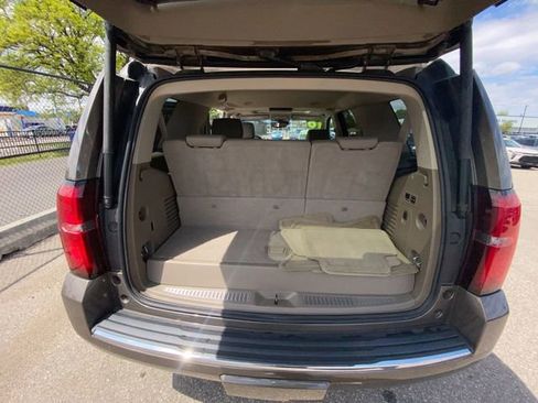 Used 2016 Chevrolet Tahoe LTZ AWD/4WD image 4