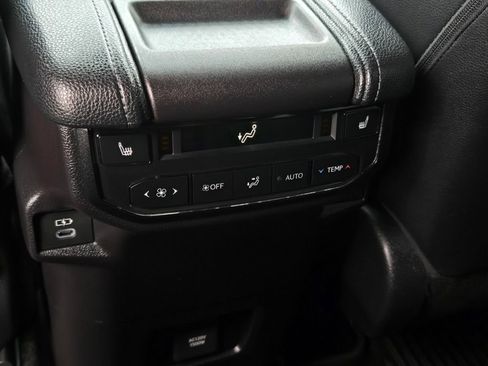 Used 2026 Toyota Grand Highlander AWD Hybrid image 14