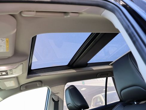 Used 2022 Toyota RAV4 Limited image 26