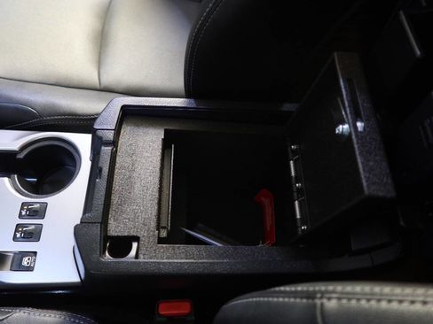 Used 2022 Toyota 4Runner SR5 Premium w/ Moonroof Package image 37