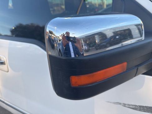 Used 2013 Ford F150 Platinum image 42