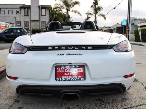 Used 2019 Porsche 718 Boxster RWD image 5