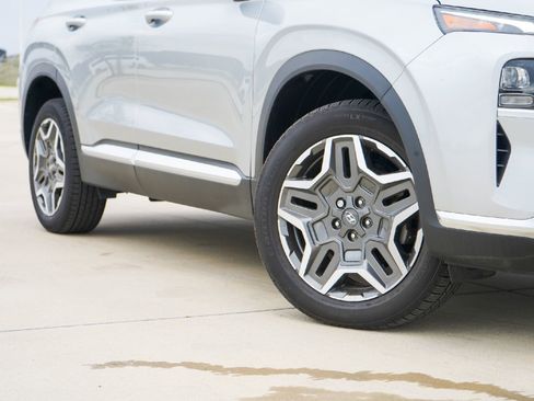 Used 2023 Hyundai Santa Fe Limited image 2