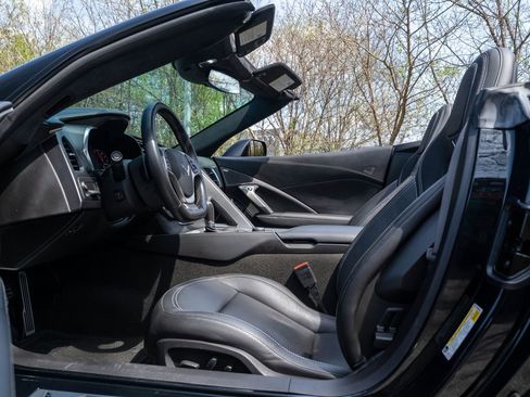Used 2016 Chevrolet Corvette Z06 w/ 3LZ Preferred Equipment Group RWD image 20