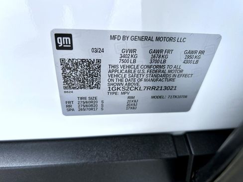 Used 2024 GMC Yukon AT4 w/ AT4 Premium Package AWD/4WD image 27