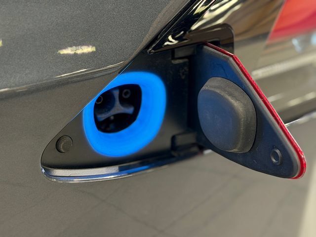 Used 2019 Tesla Model X 100D AWD/4WD image 33