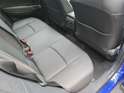 Used 2023 Toyota Corolla Cross XLE w/ Convenience Package AWD/4WD image 33
