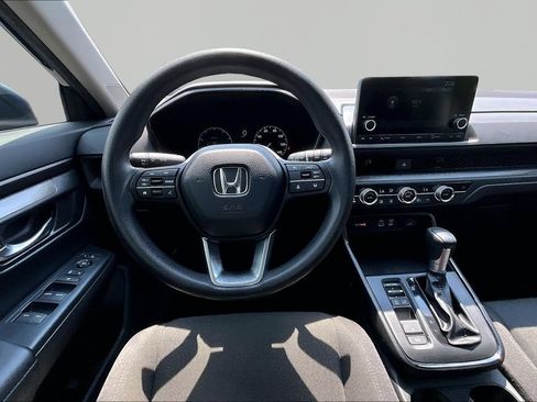 Used 2024 Honda CR-V EX image 8