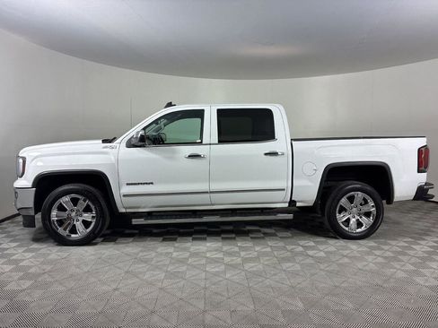 Used 2018 GMC Sierra 1500 SLT image 2