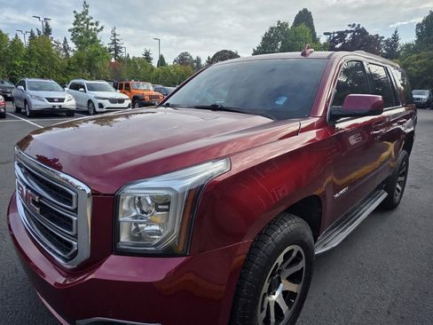 Used 2018 GMC Yukon SLT AWD/4WD image 1