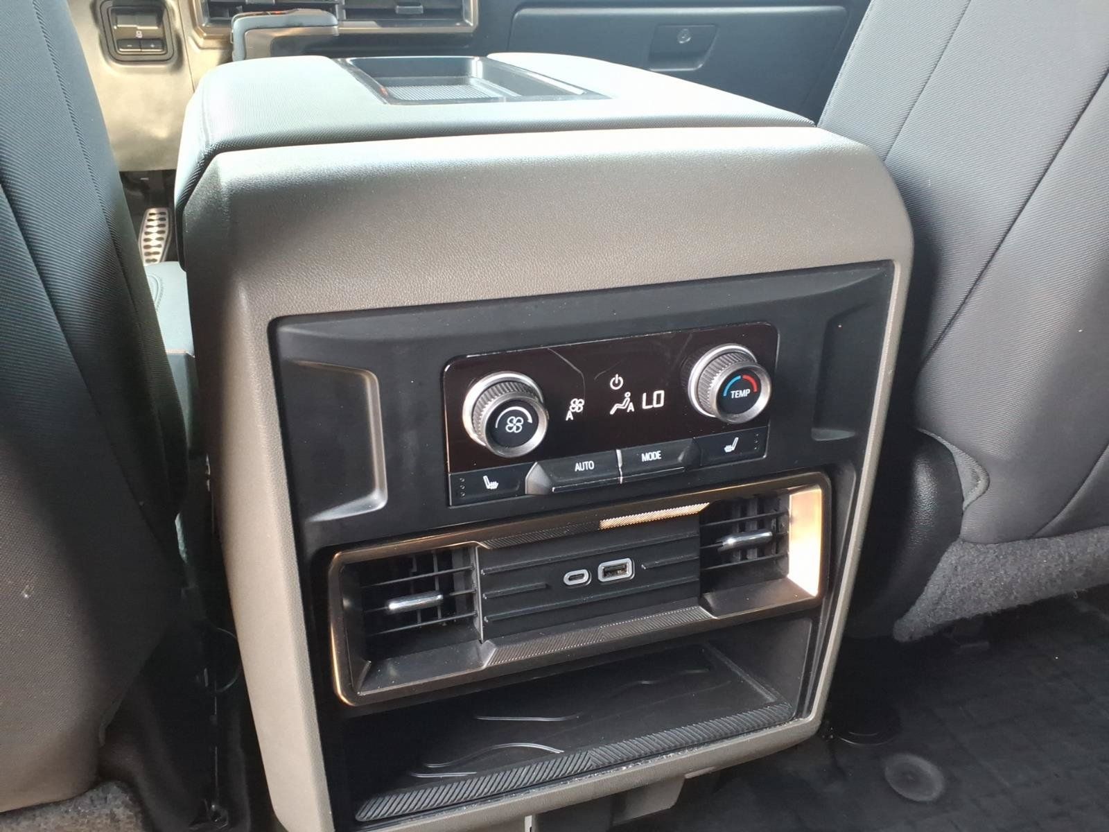 Used 2024 GMC Hummer EV 3X w/ LPO, Illumination Package AWD/4WD image 18