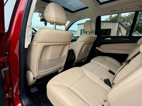 Used 2019 Mercedes-Benz GLS 450 4MATIC image 30
