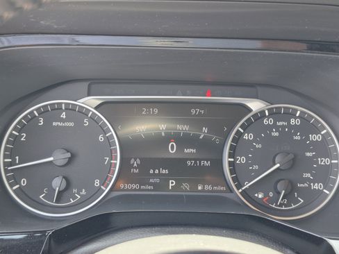 Certified 2024 Nissan Pathfinder SL w/ SL Premium Package AWD/4WD image 37