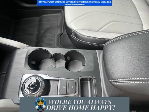 New 2026 Ford Escape Platinum w/ Premium Technology Package AWD/4WD image 18