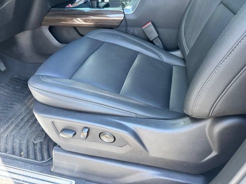 Used 2026 Chevrolet Silverado 1500 LT w/ Leather Package AWD/4WD image 13