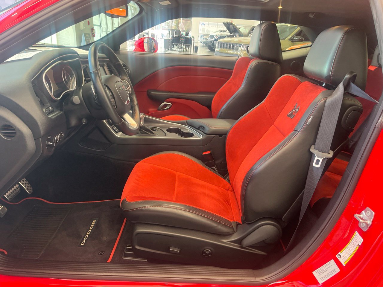 Used 2016 Dodge Challenger R/T Scat Pack RWD image 13