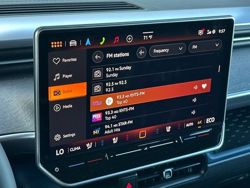 New 2025 Volkswagen ID. Buzz Pro S image 17