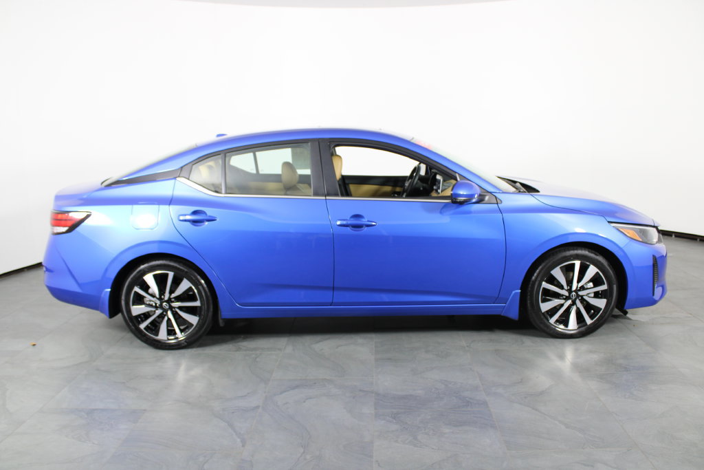 Certified 2024 Nissan Sentra SV w/ SV Premium Package FWD image 12