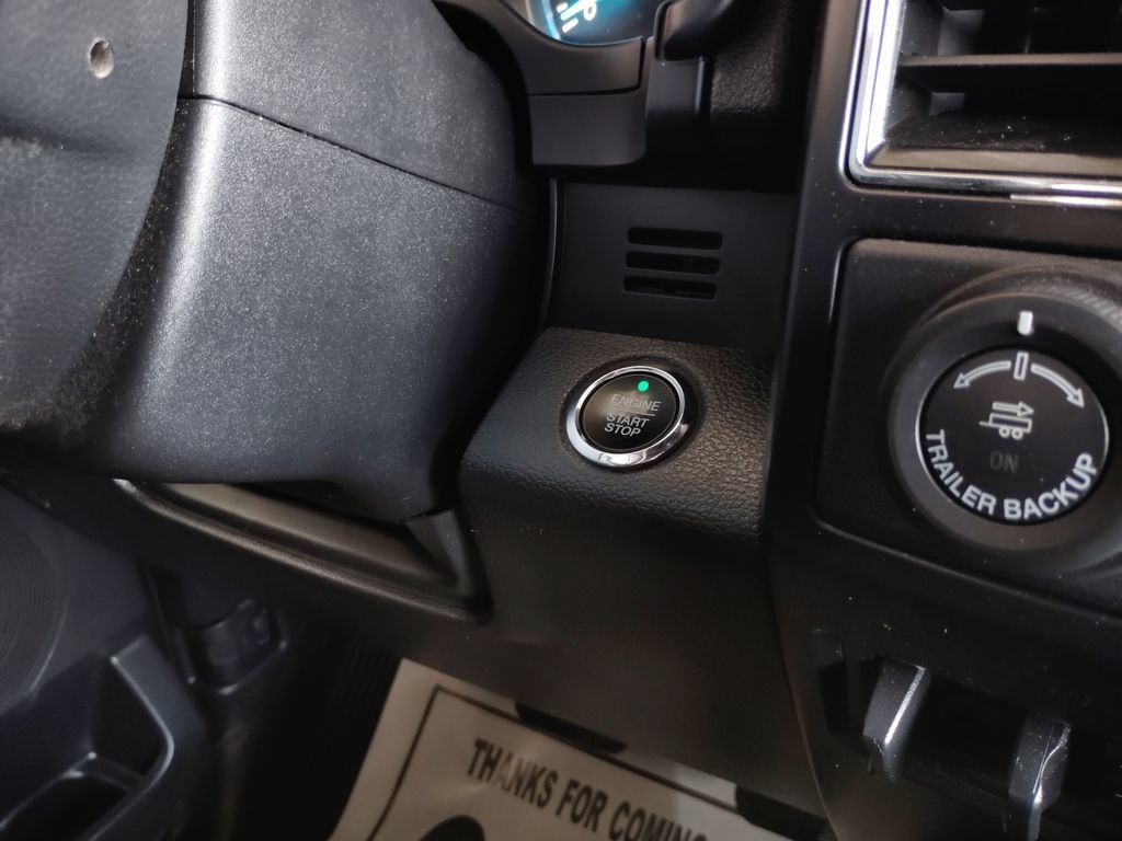 Used 2021 Ford Expedition XL AWD/4WD image 29