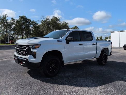 Used 2025 Chevrolet Silverado 1500 Custom Trail Boss AWD/4WD image 8