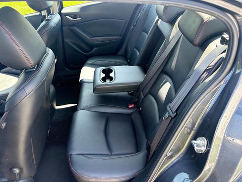 Used 2016 MAZDA MAZDA3 i Grand Touring FWD image 6