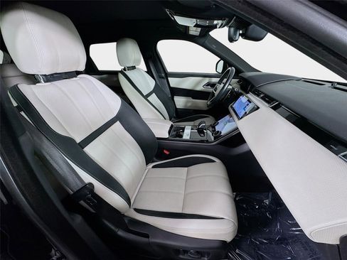 Certified 2022 Land Rover Range Rover Velar R-Dynamic S AWD/4WD image 30