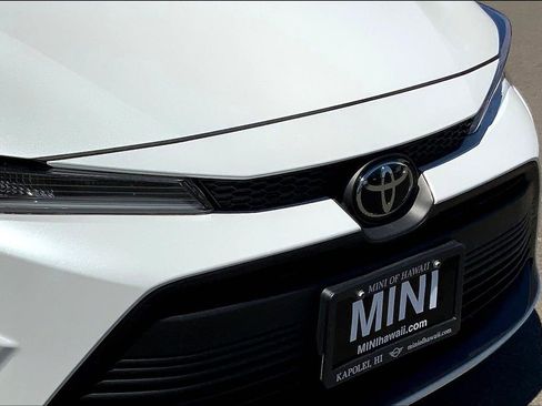 Used 2024 Toyota Corolla LE image 30