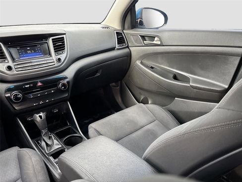 Used 2018 Hyundai Tucson SE w/ Cargo Package FWD image 23