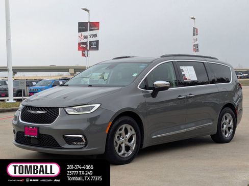 Used 2023 Chrysler Pacifica Limited FWD image 7