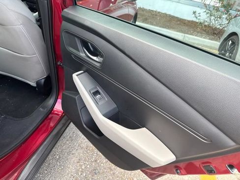 Used 2025 Honda Accord SE image 19
