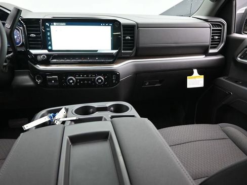 New 2026 Chevrolet Silverado 1500 LT w/ All Star Edition Plus image 12