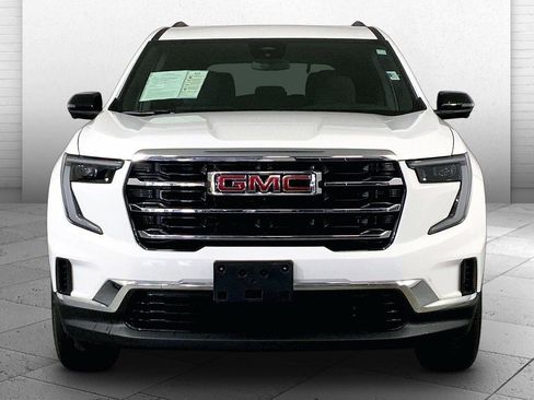 Used 2025 GMC Acadia Elevation AWD/4WD image 2