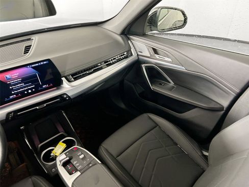 Certified 2025 BMW X1 xDrive28i w/ Premium Package image 22