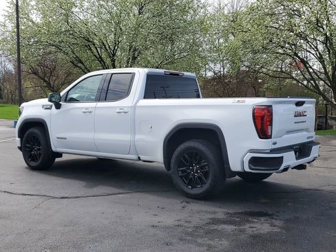 Used 2023 GMC Sierra 1500 Elevation w/ X31 Off-Road Package AWD/4WD image 4