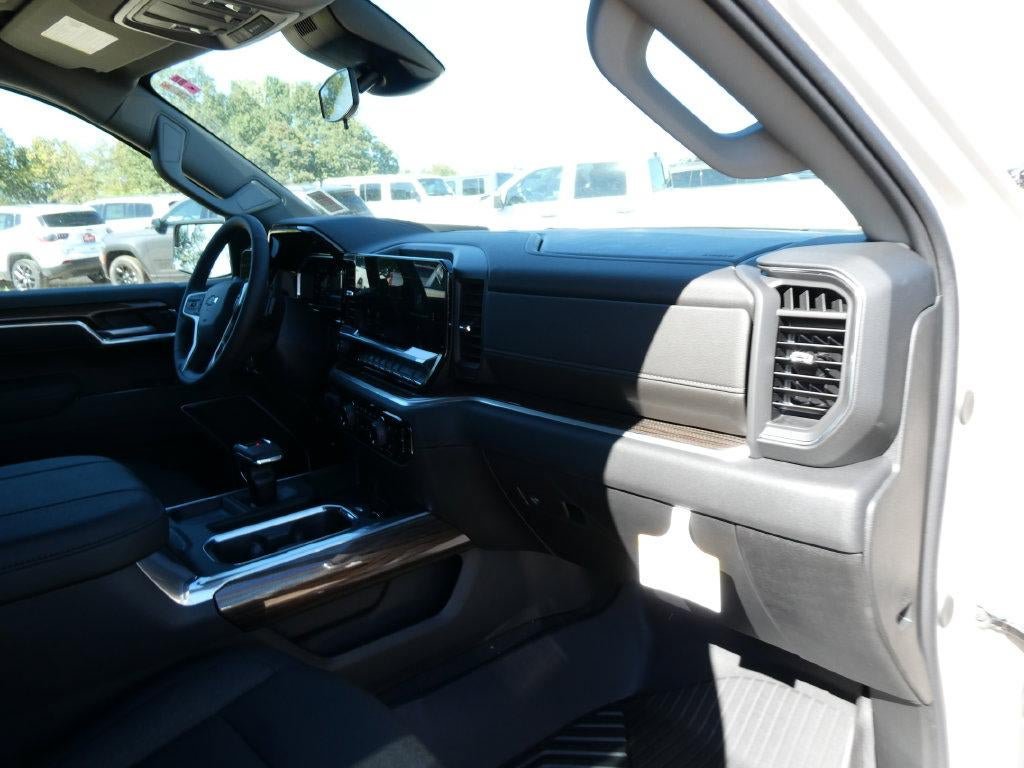 New 2026 Chevrolet Silverado 1500 RST AWD/4WD image 13