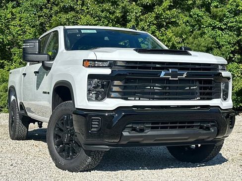 New 2026 Chevrolet Silverado 2500 Custom w/ Custom Convenience Package AWD/4WD image 2