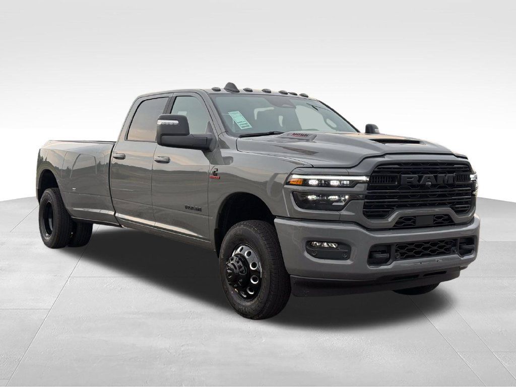 New 2027 RAM 3500 Laramie w/ Night Edition AWD/4WD image 30
